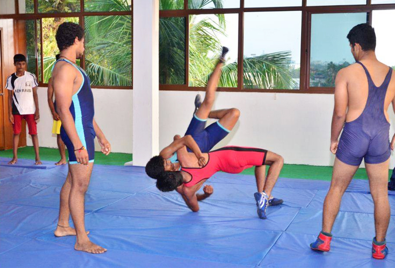 AK FITNESS CENTER